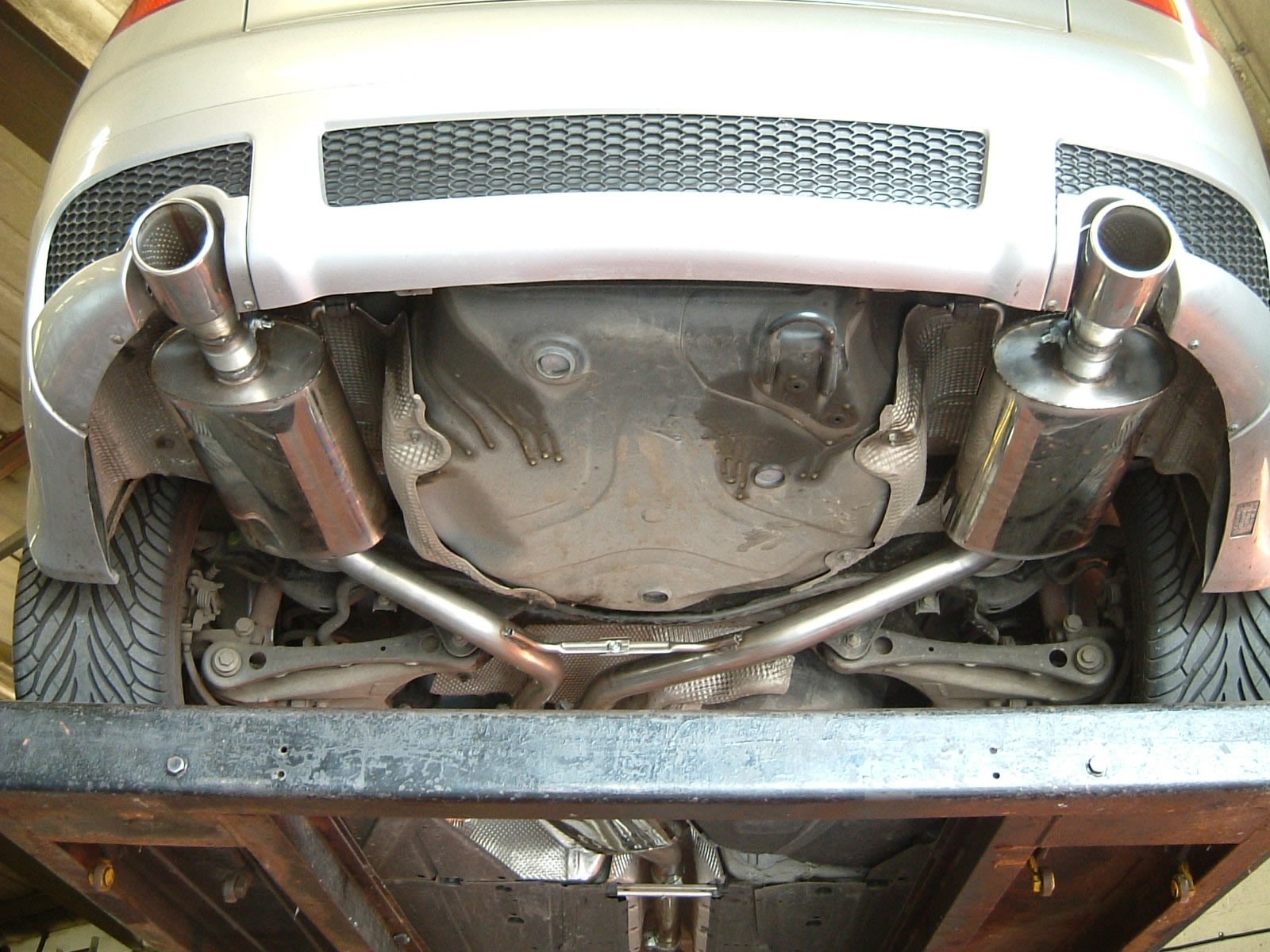 Milltek Audi A4 B6 1.8T 163pk 2WD cat-back systeem voor 1.8T mot