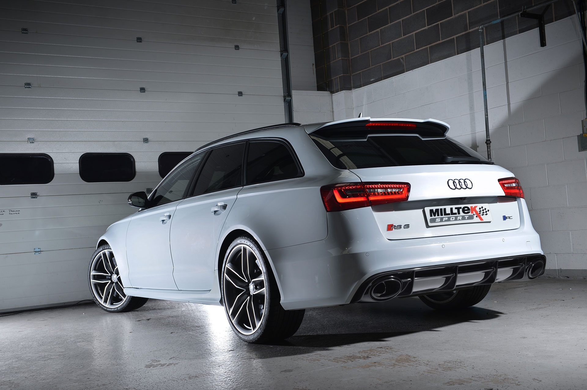 Audi RS6 / RS7 4G (C7) Milltek Cat-Back Resonated (quieter) Systeem